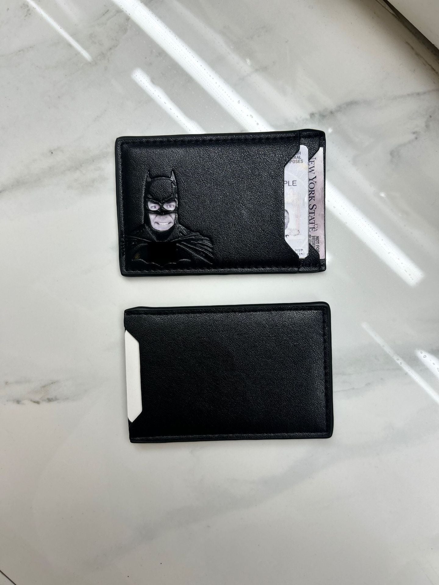Men’s Batman Bifold Wallet – Lightweight PU Leather with Multiple Card Slots & Money Clip, Compact Card Holder for Travel & Daily Use